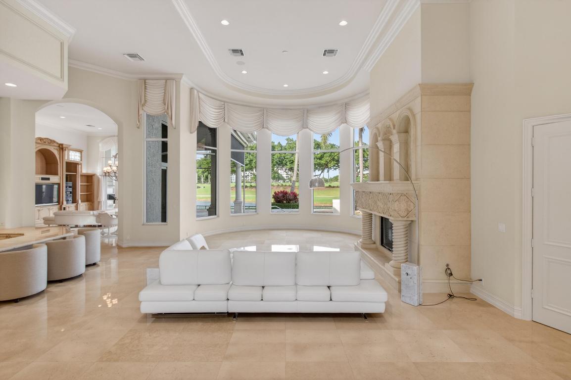 331 Mizner Lk Estates Boca Raton, FL 33432