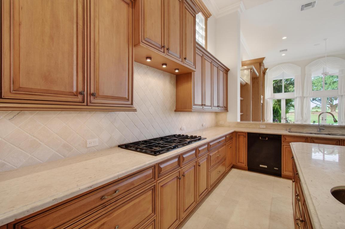 331 Mizner Lk Estates Boca Raton, FL 33432