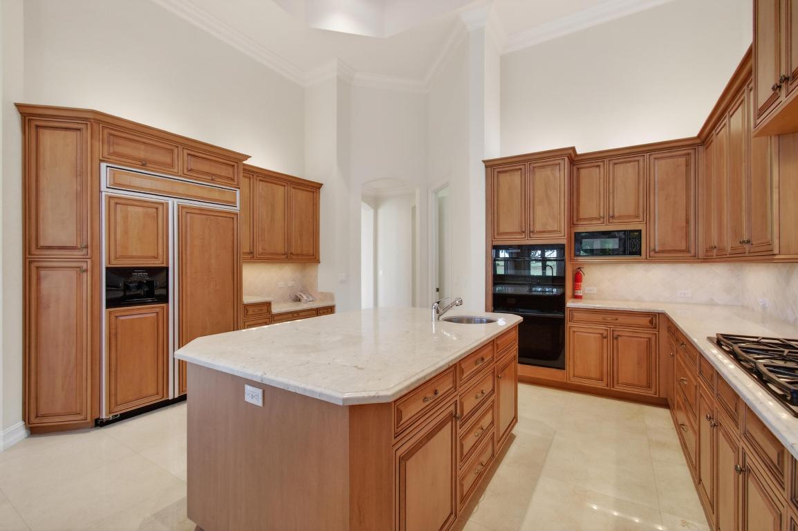 331 Mizner Lk Estates Boca Raton, FL 33432