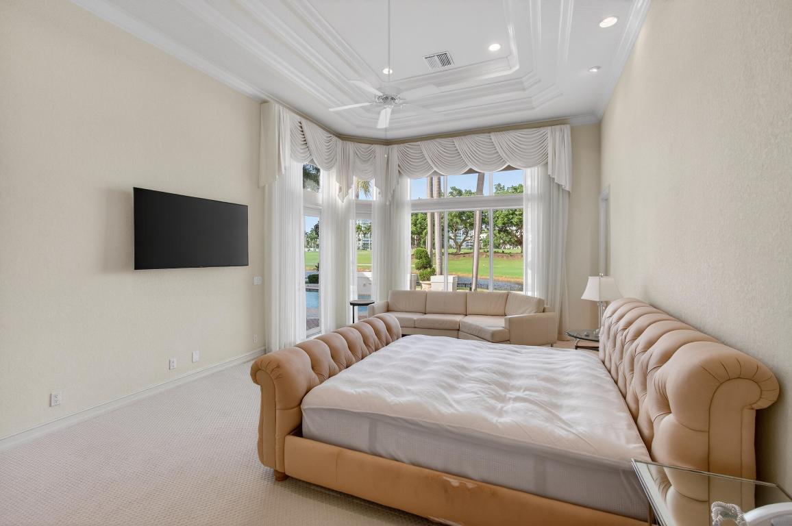 331 Mizner Lk Estates Boca Raton, FL 33432