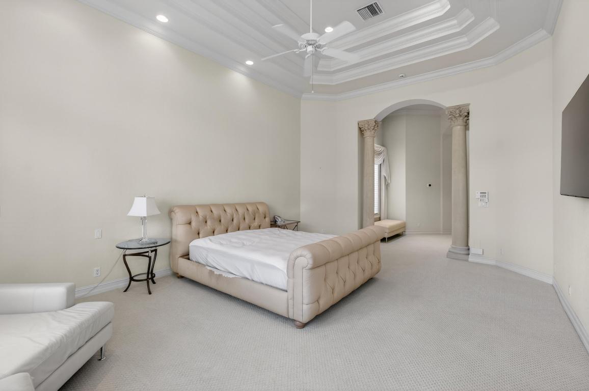 331 Mizner Lk Estates Boca Raton, FL 33432