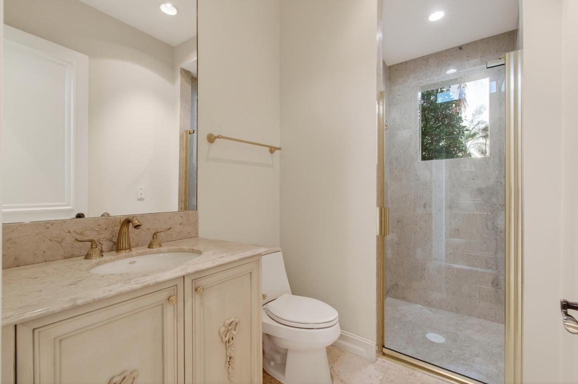 331 Mizner Lk Estates Boca Raton, FL 33432