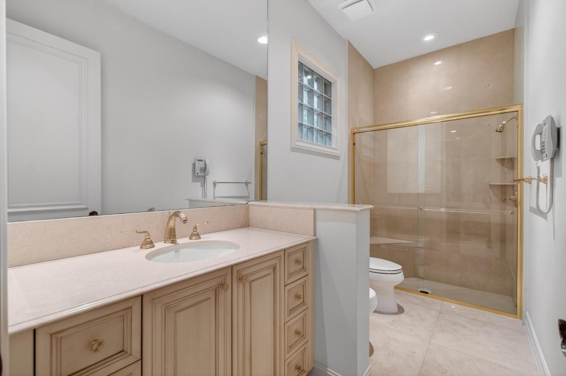 331 Mizner Lk Estates Boca Raton, FL 33432