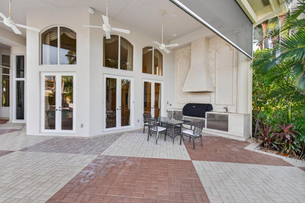 331 Mizner Lk Estates Boca Raton, FL 33432