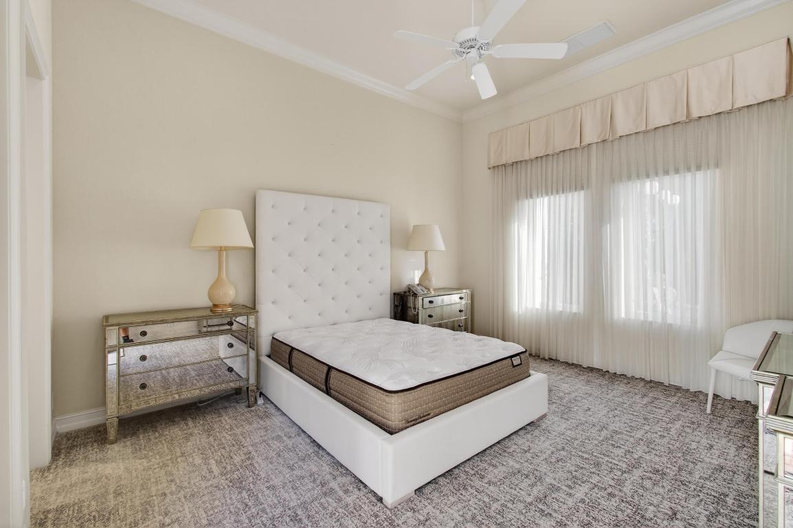 331 Mizner Lk Estates Boca Raton, FL 33432