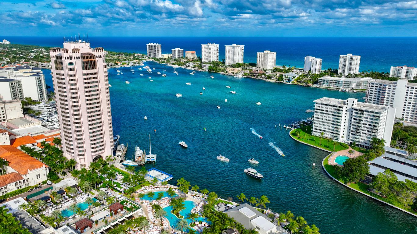 331 Mizner Lk Estates Boca Raton, FL 33432