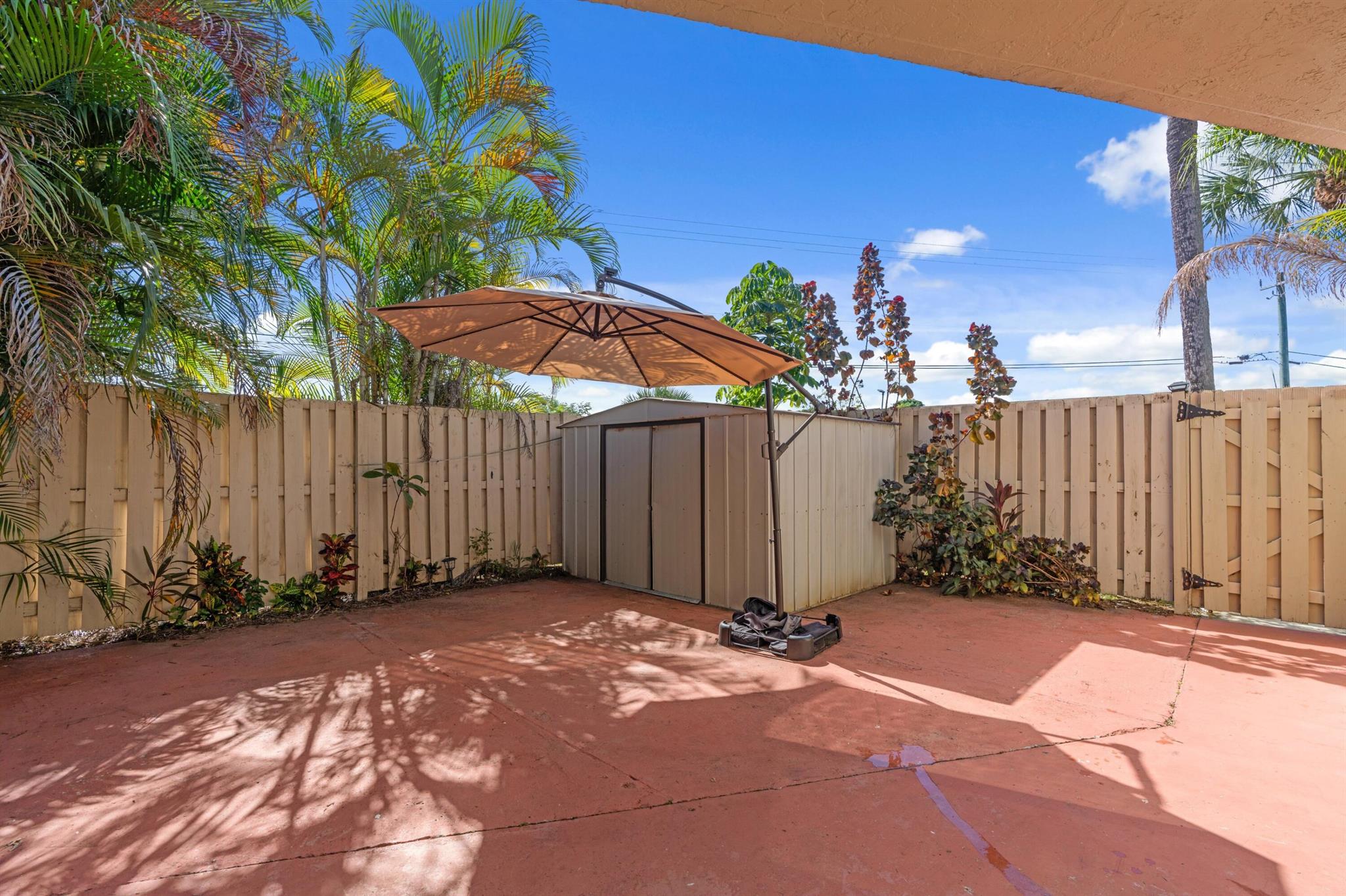 4145 Village Dr #D Delray Beach, FL 33445