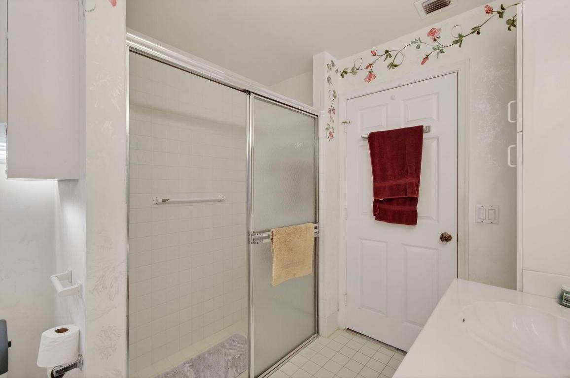 6077 Brightwater Ter Boynton Beach, FL 33437