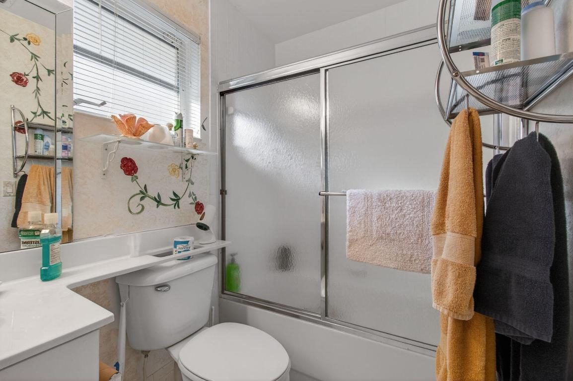 6077 Brightwater Ter Boynton Beach, FL 33437