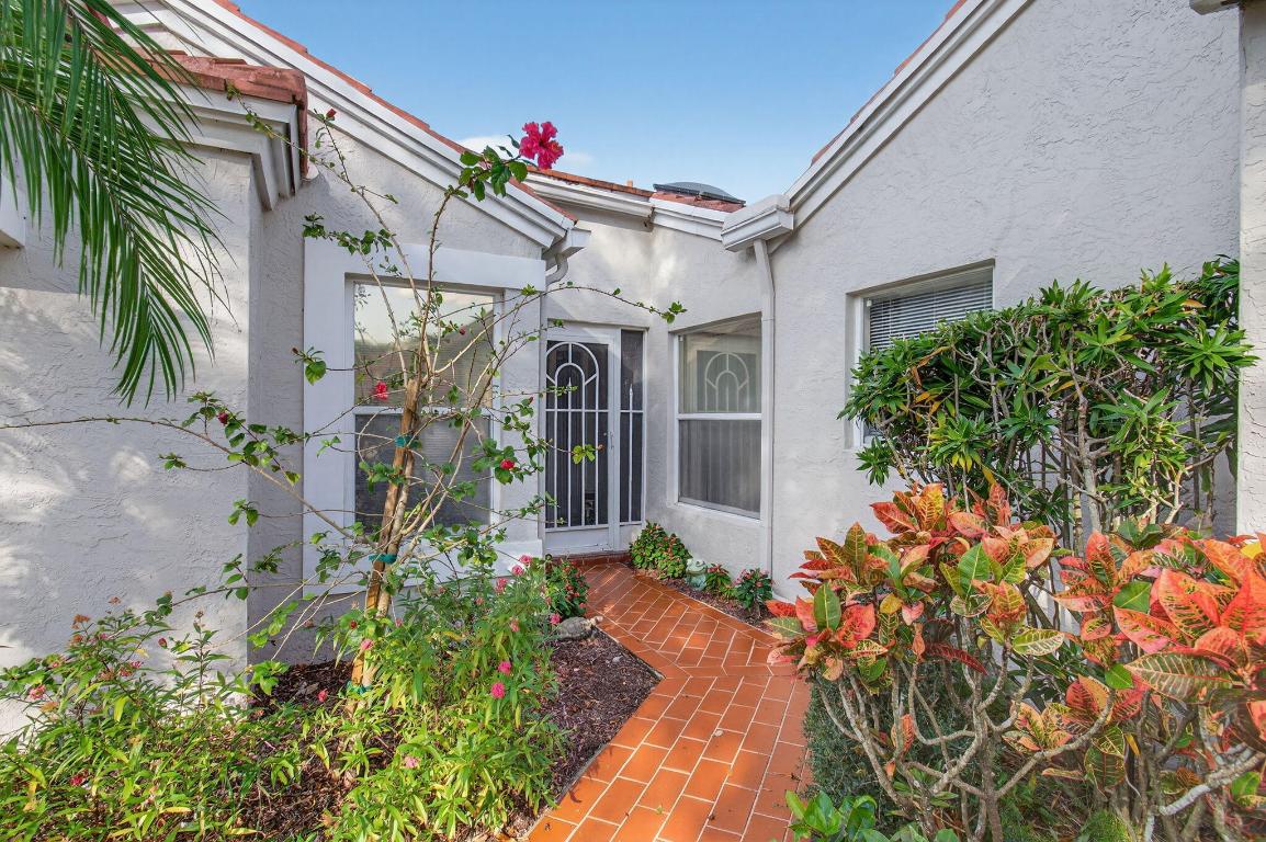 6077 Brightwater Ter Boynton Beach, FL 33437