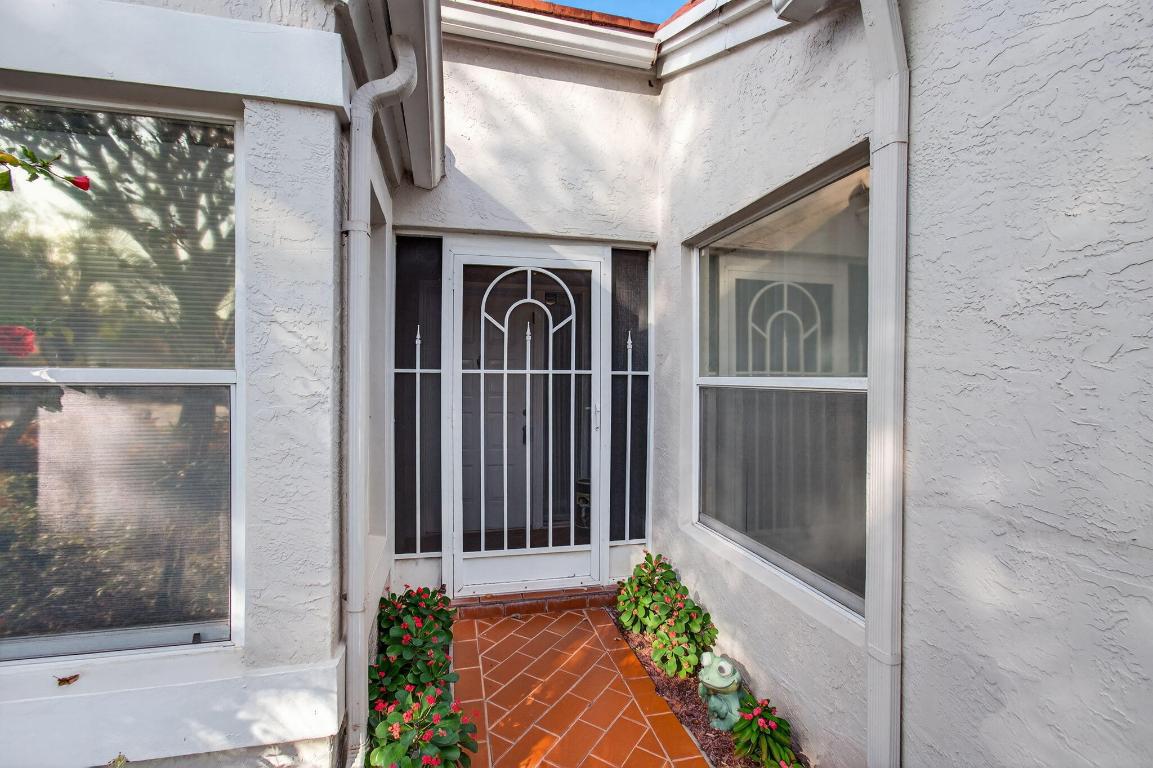 6077 Brightwater Ter Boynton Beach, FL 33437