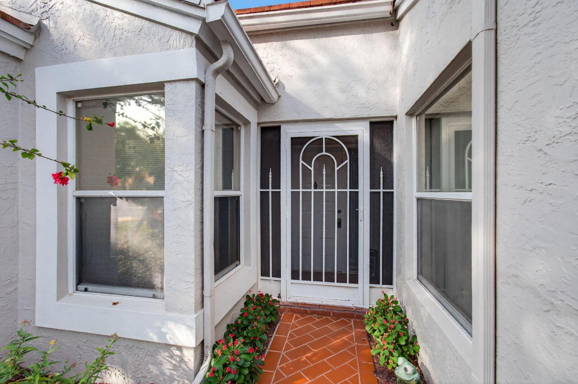 6077 Brightwater Ter Boynton Beach, FL 33437
