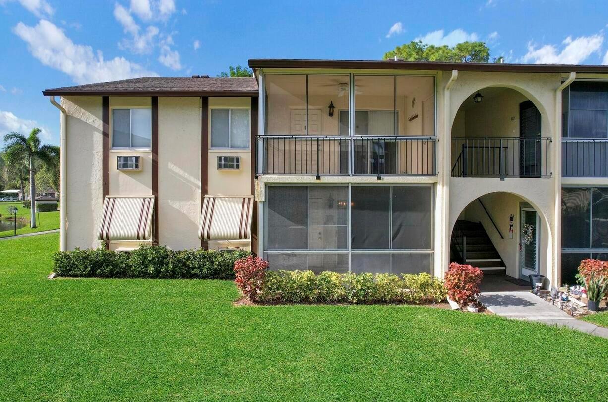 3527 La Palmas Ct #A-1