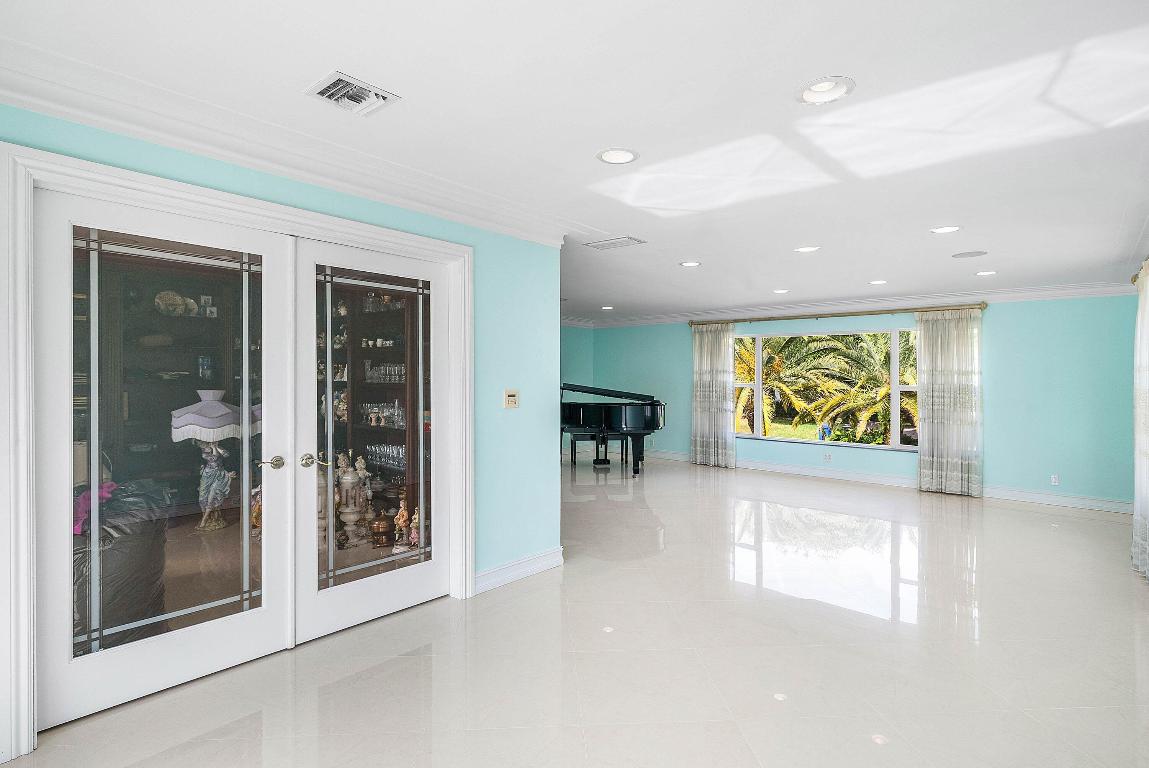 2872 NE 29th Fort Lauderdale, FL 33306