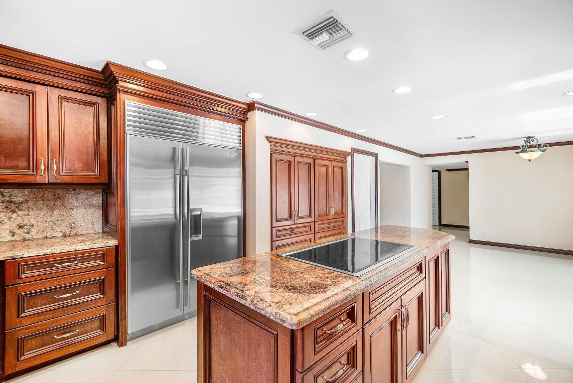 2872 NE 29th Fort Lauderdale, FL 33306