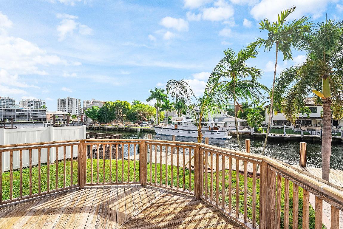 2872 NE 29th Fort Lauderdale, FL 33306