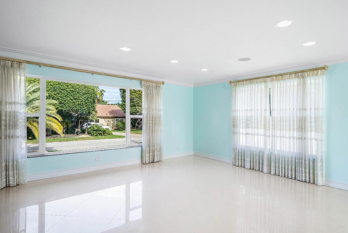 2872 NE 29th Fort Lauderdale, FL 33306