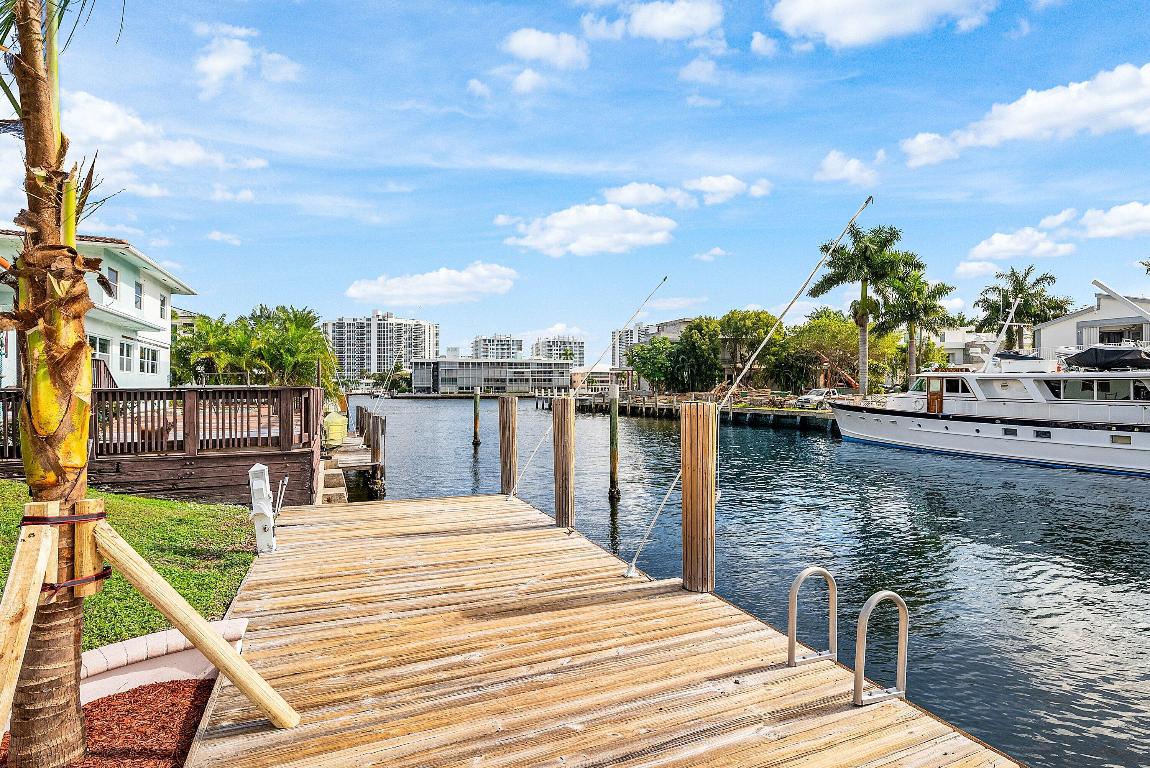 2872 NE 29th Fort Lauderdale, FL 33306