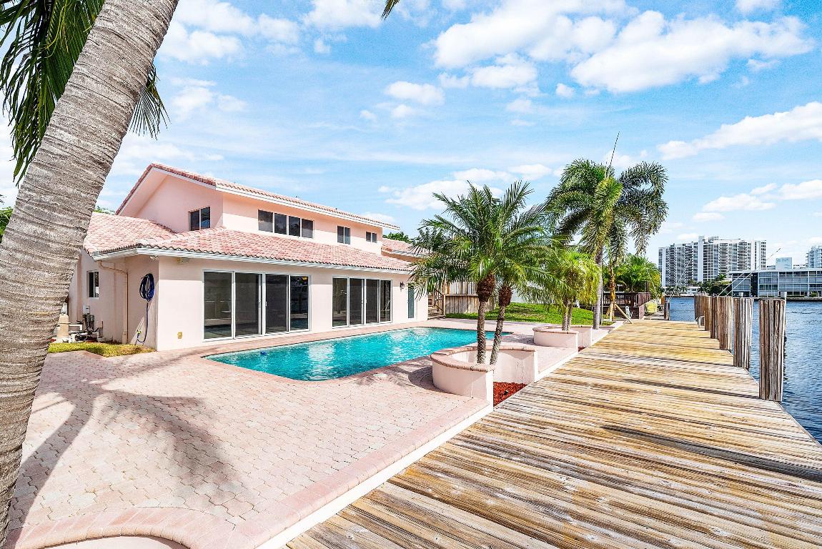 2872 NE 29th Fort Lauderdale, FL 33306