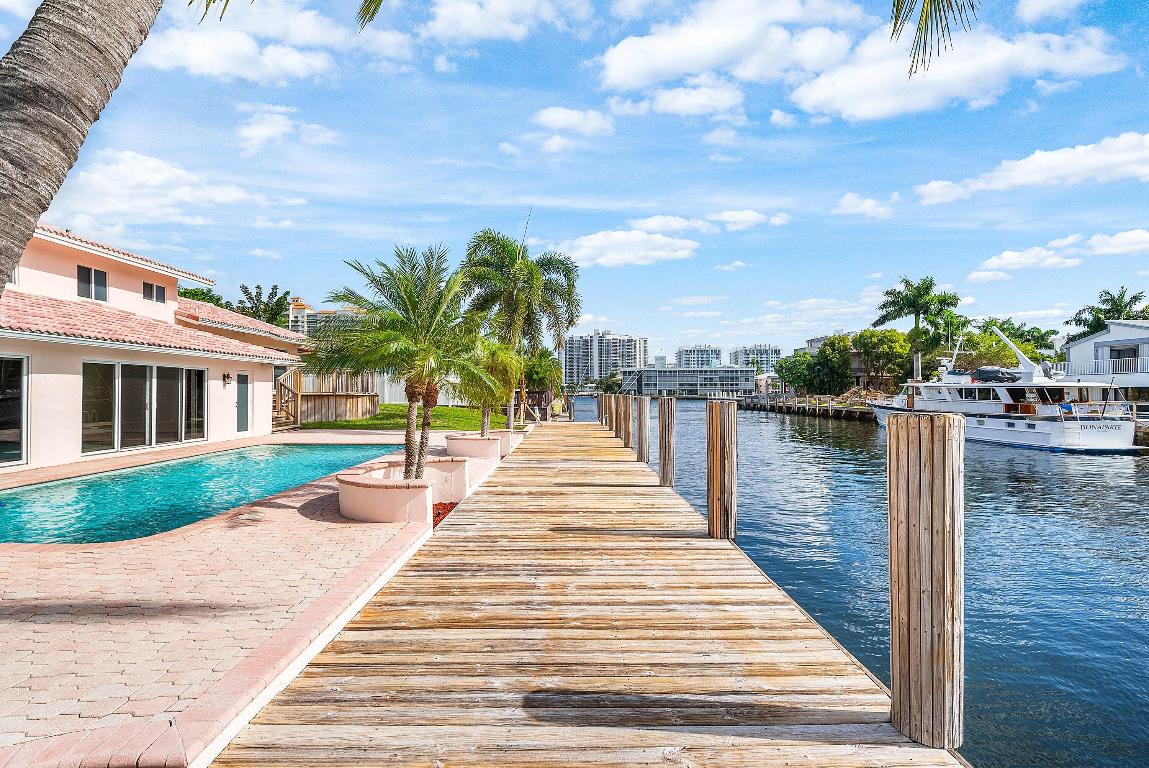 2872 NE 29th Fort Lauderdale, FL 33306