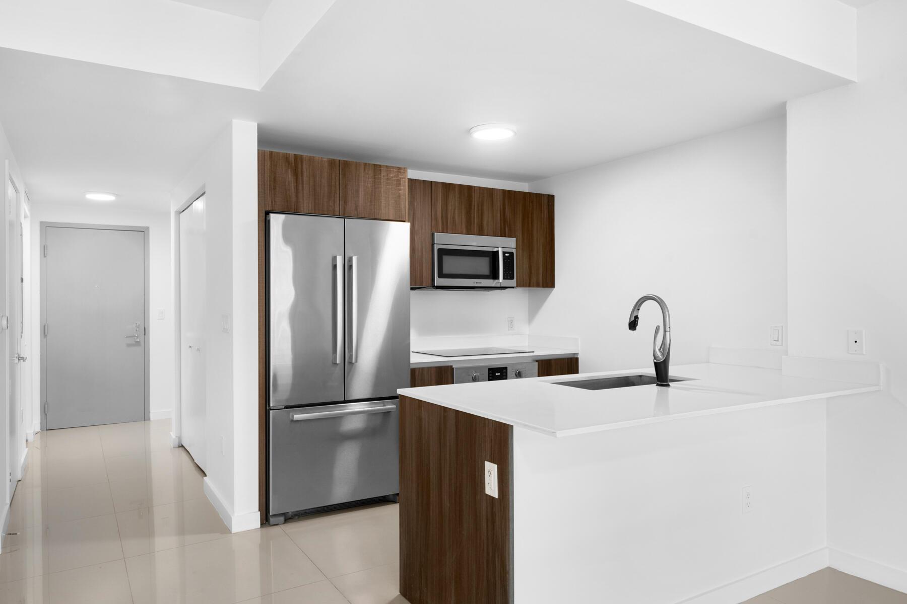 image Aria On The Bay Condo18