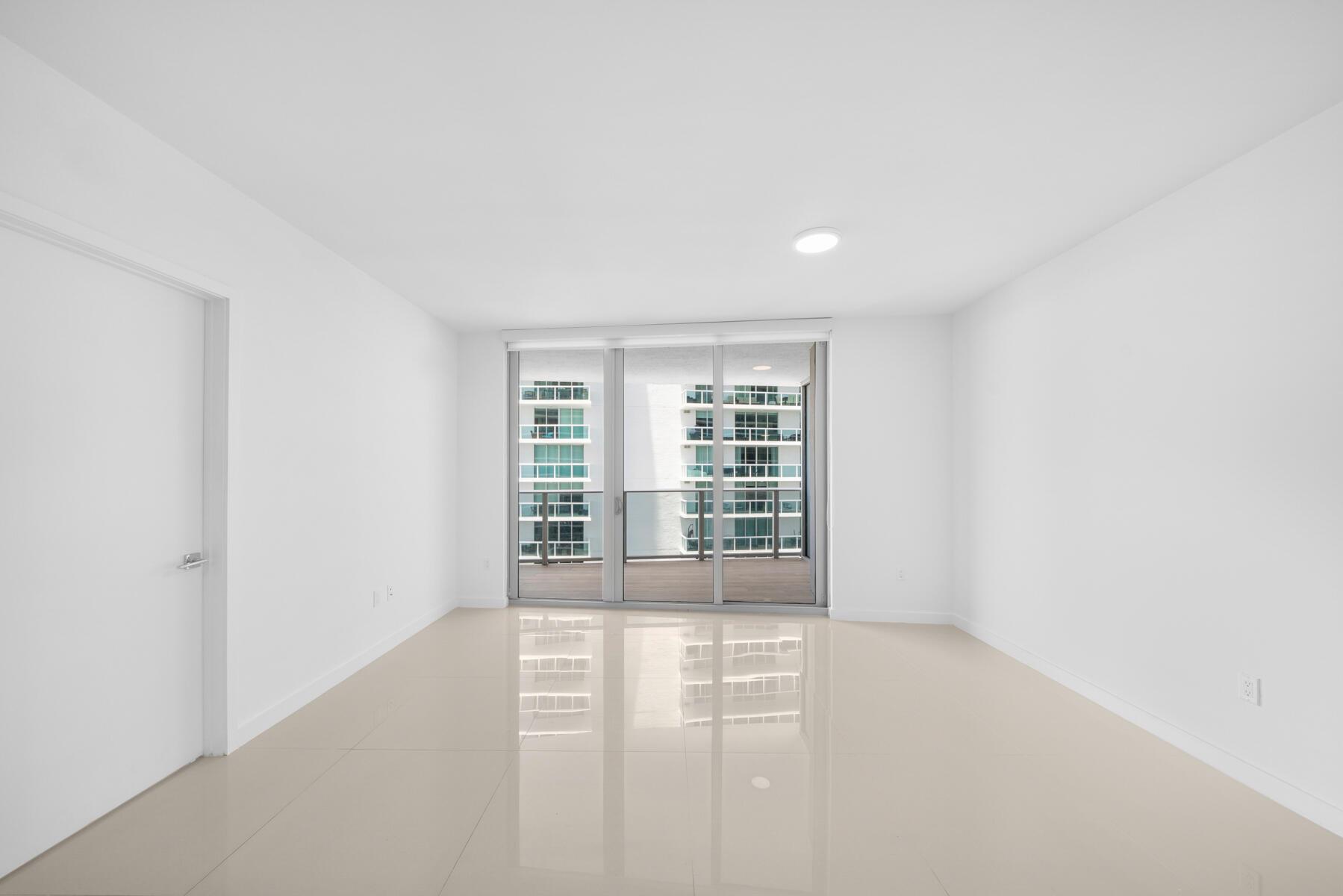 image Aria On The Bay Condo22