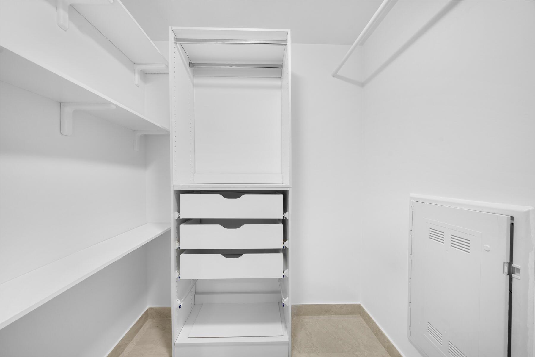 image Aria On The Bay Condo8