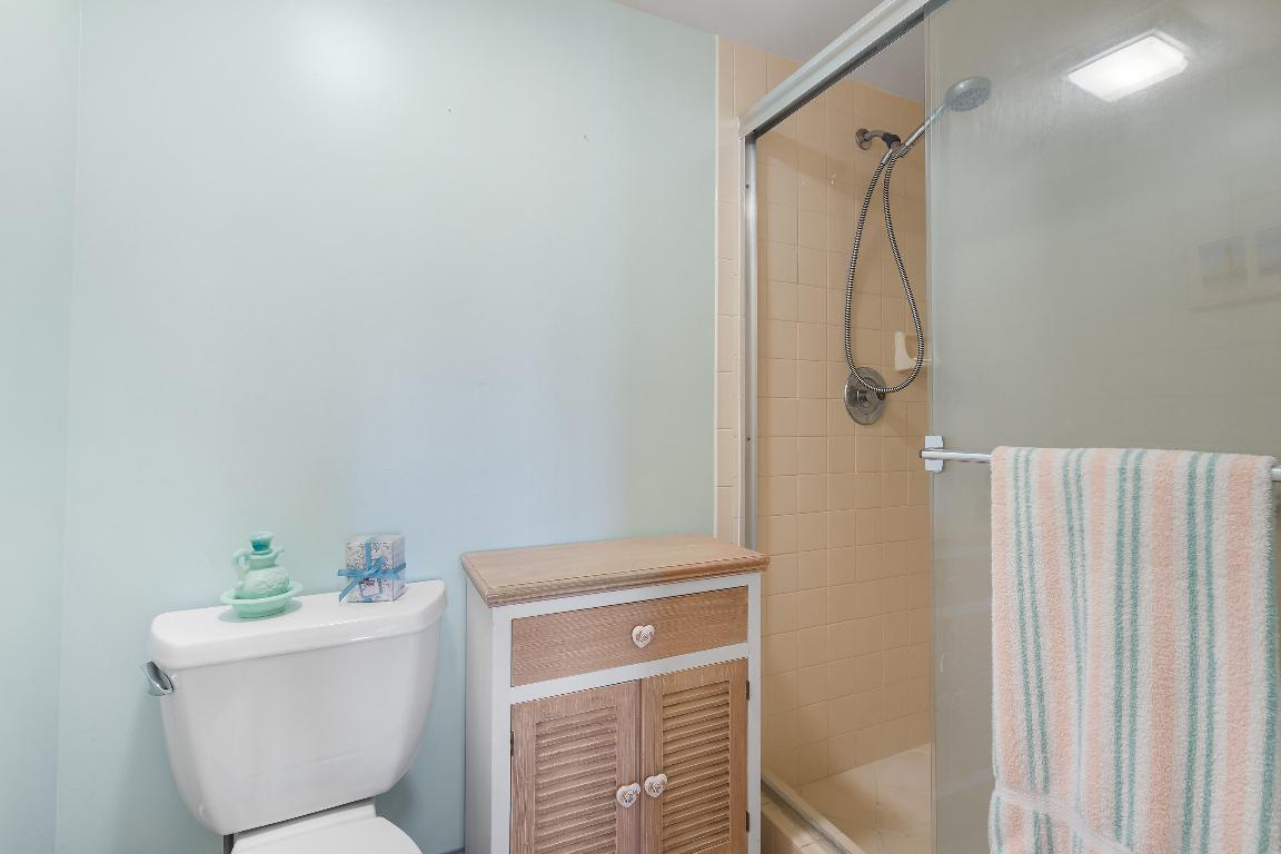 901 Seafarer #306 Jupiter, FL 33477