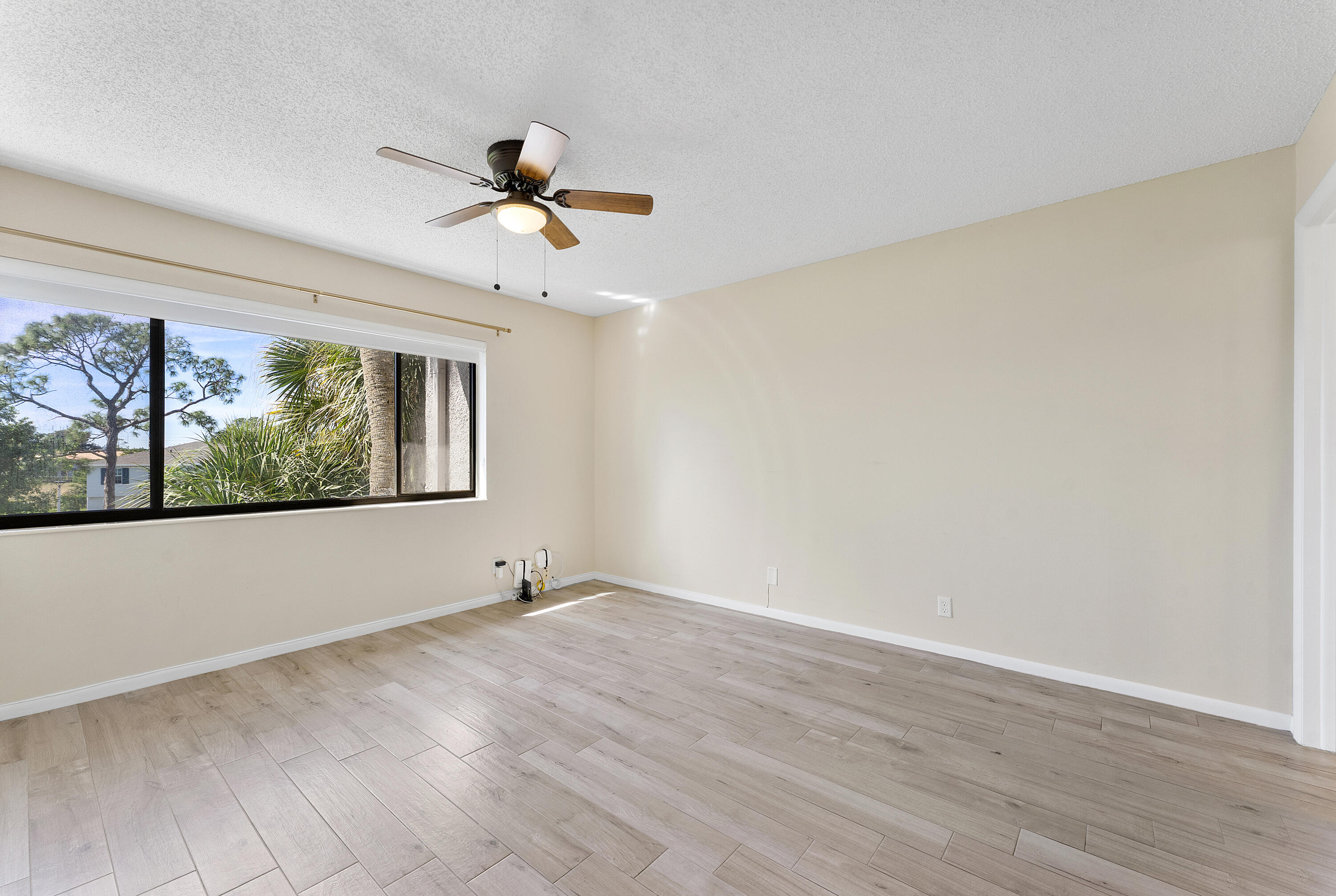 4381 Trevi #305 Lake Worth, FL 33467