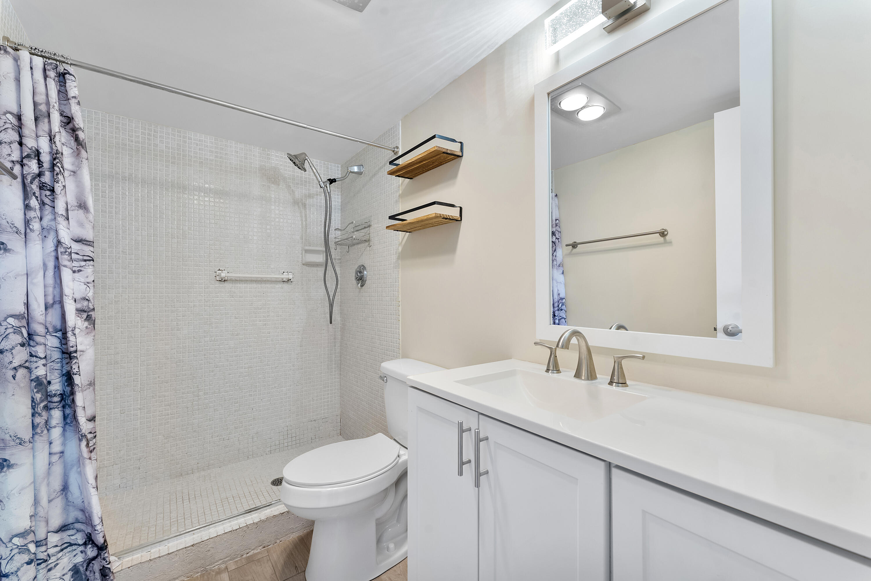 4381 Trevi #305 Lake Worth, FL 33467