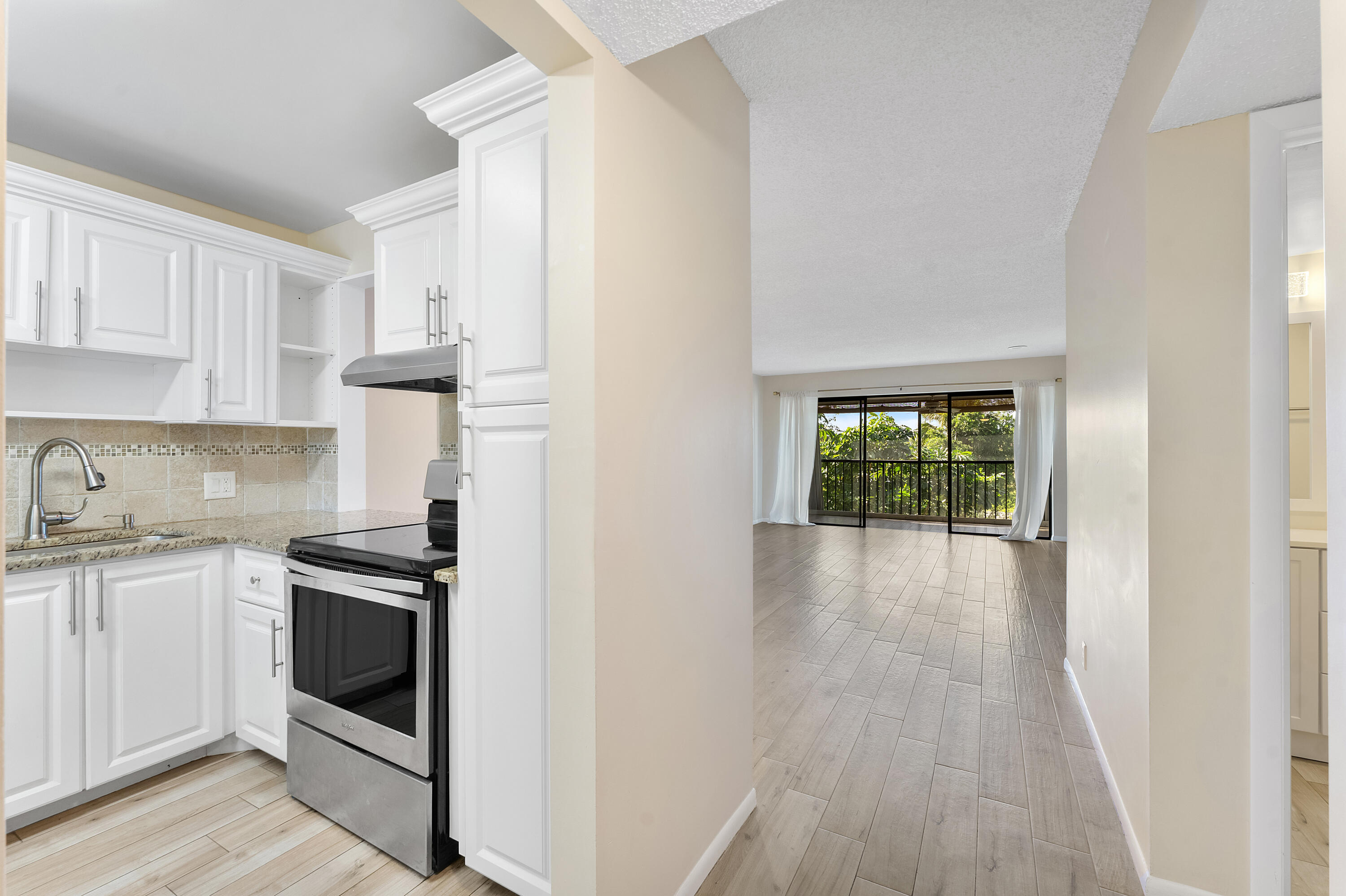 4381 Trevi #305 Lake Worth, FL 33467