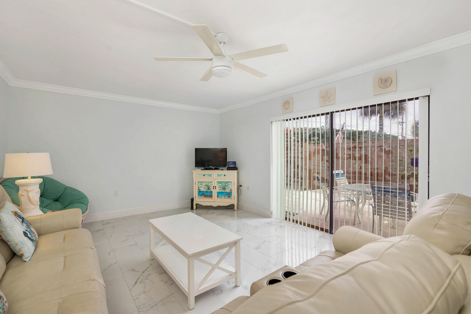 3900 County Line #6a Tequesta, FL 33469