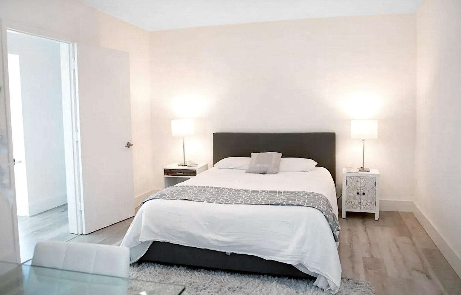 1919 Sunrise Key Fort Lauderdale, FL 33304