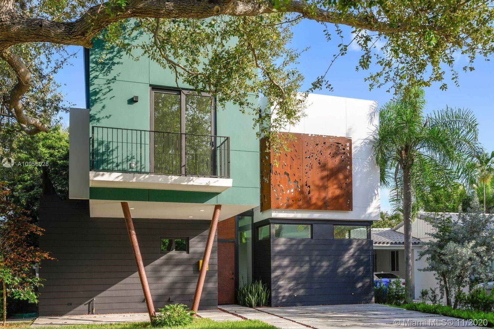 2385 Tequesta Ln Miami, FL 33133