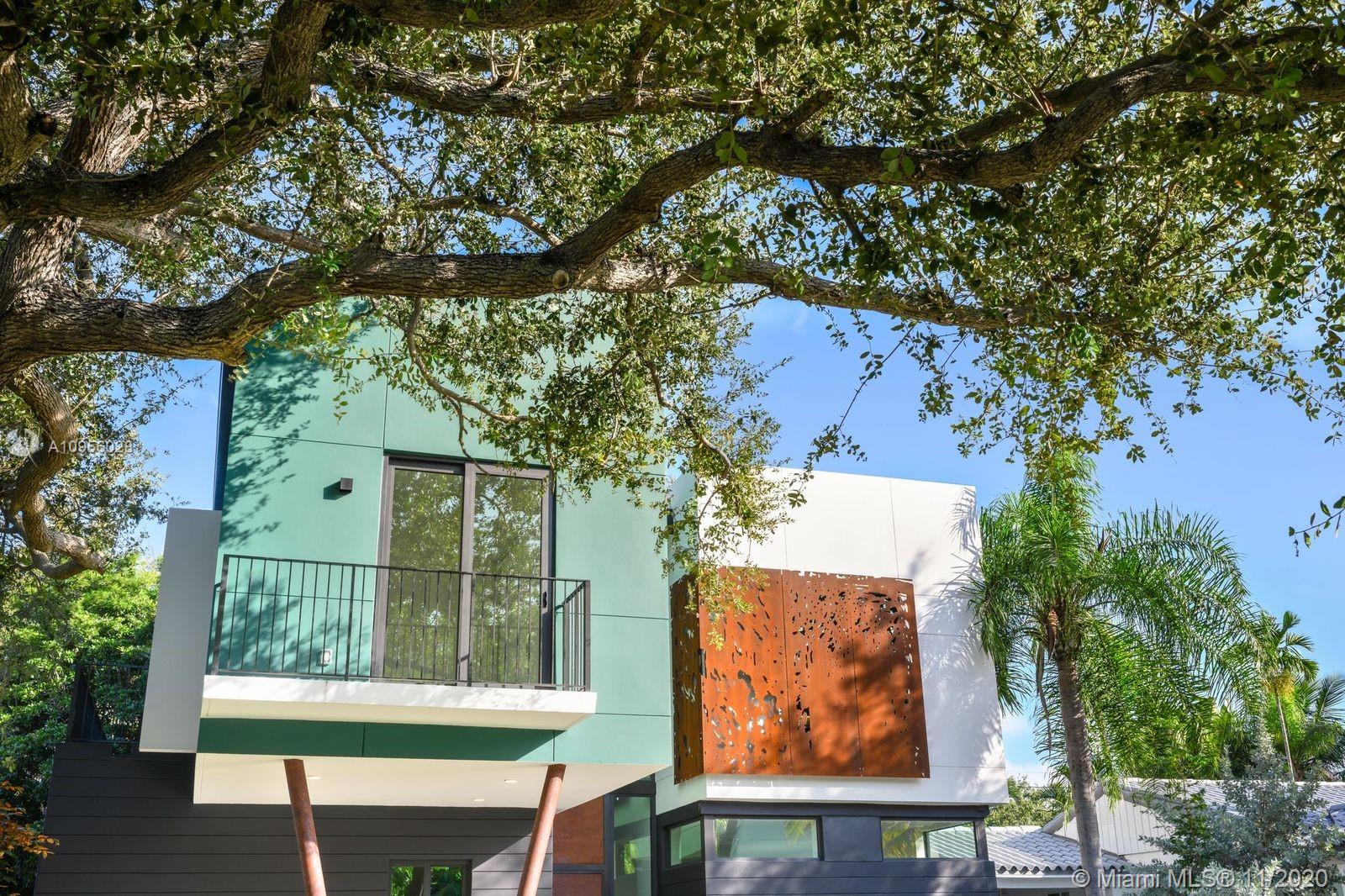 2385 Tequesta Ln Miami, FL 33133