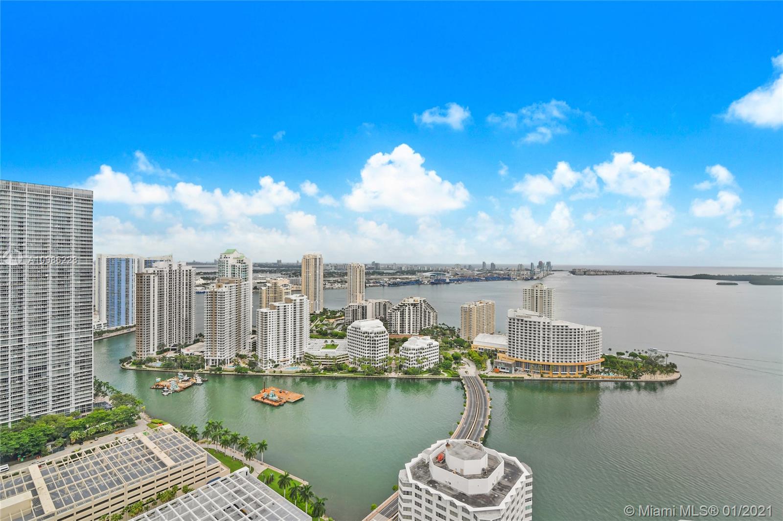 950 Brickell Bay Dr #4310