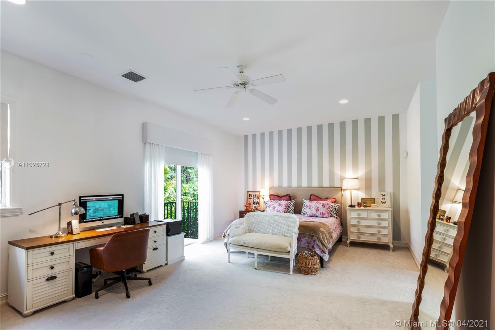 3541 E Glencoe St Miami, FL 33133