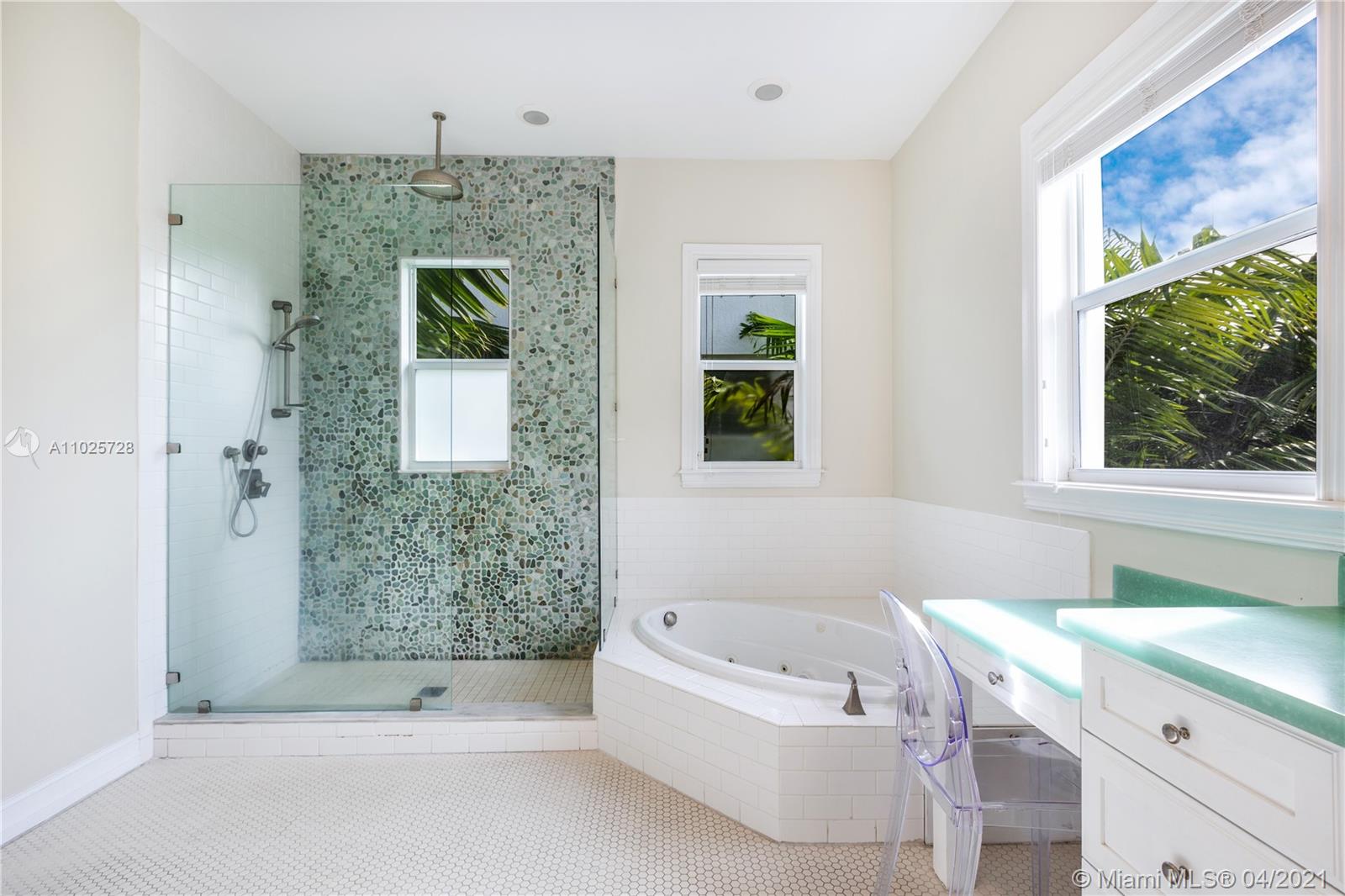 3541 E Glencoe St Miami, FL 33133