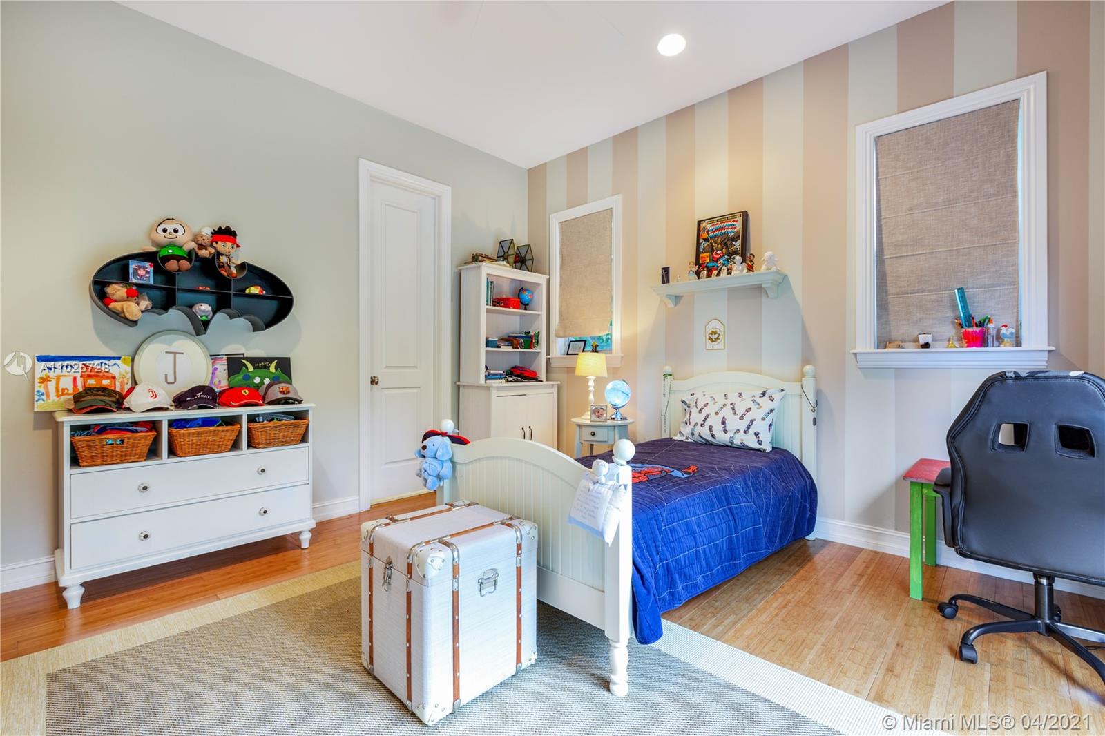 3541 E Glencoe St Miami, FL 33133