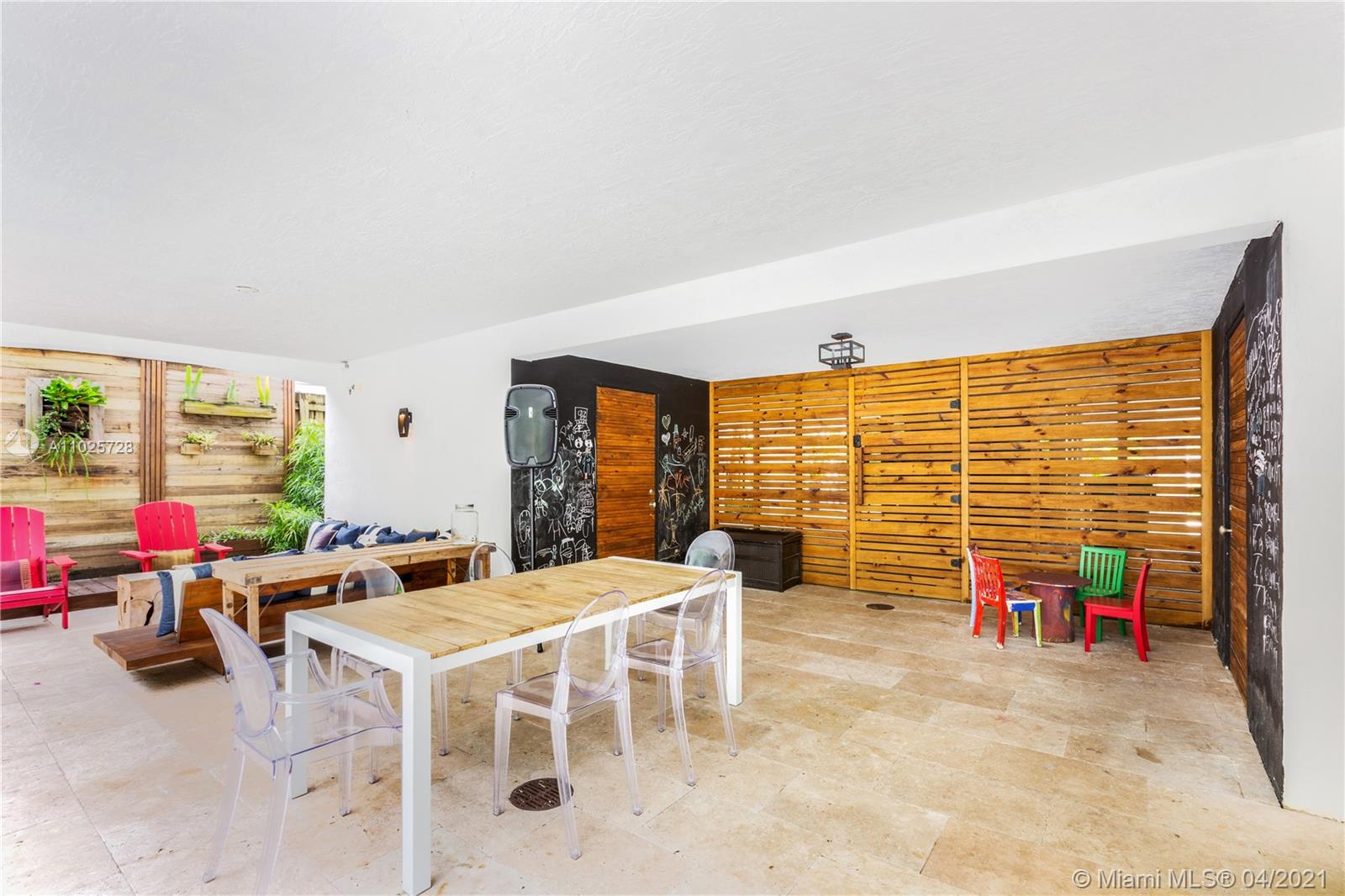 3541 E Glencoe St Miami, FL 33133