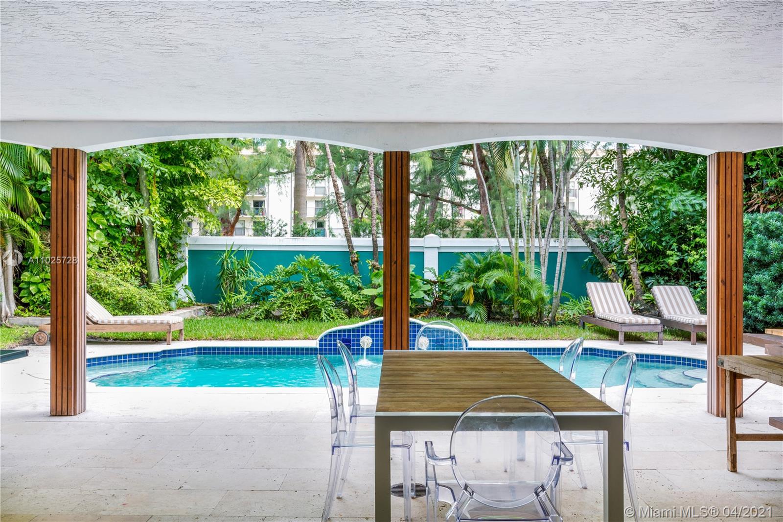 3541 E Glencoe St Miami, FL 33133