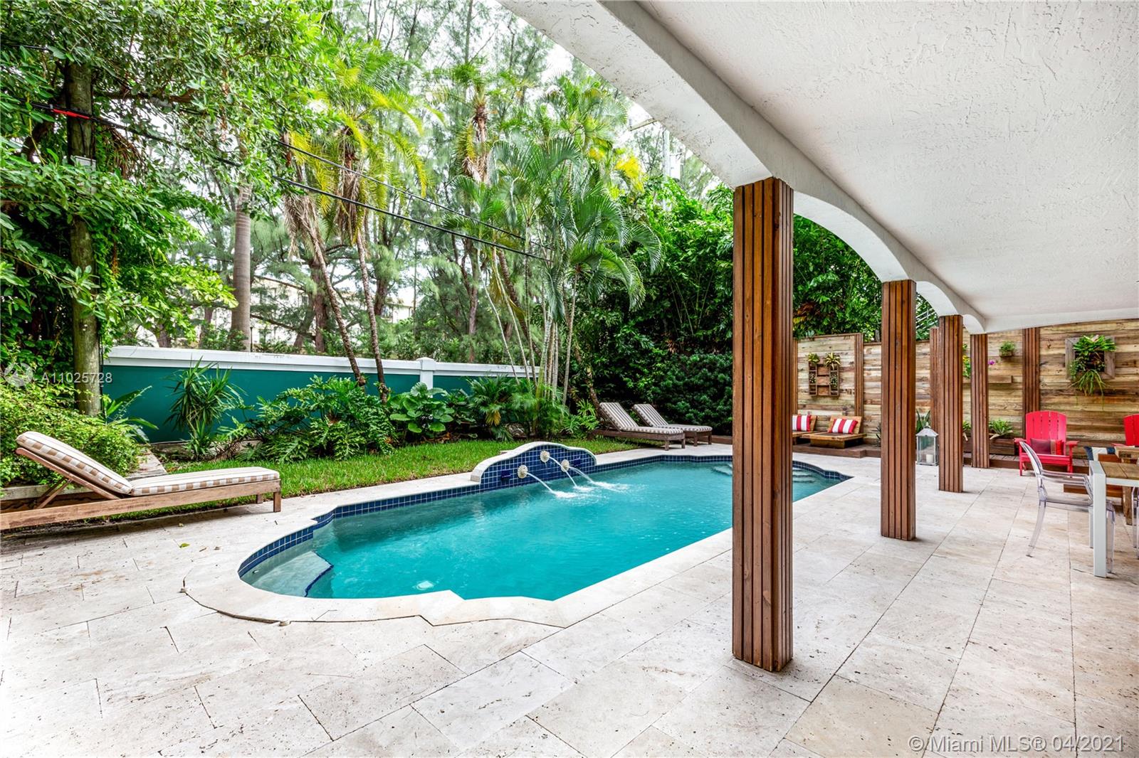 3541 E Glencoe St Miami, FL 33133