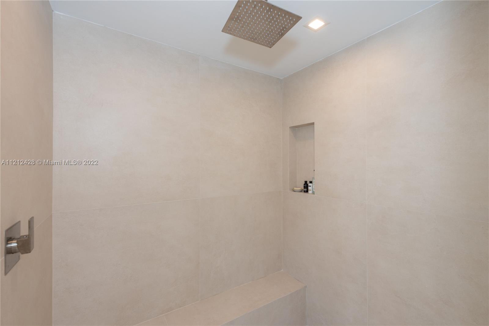 image Ocean Tower Two15