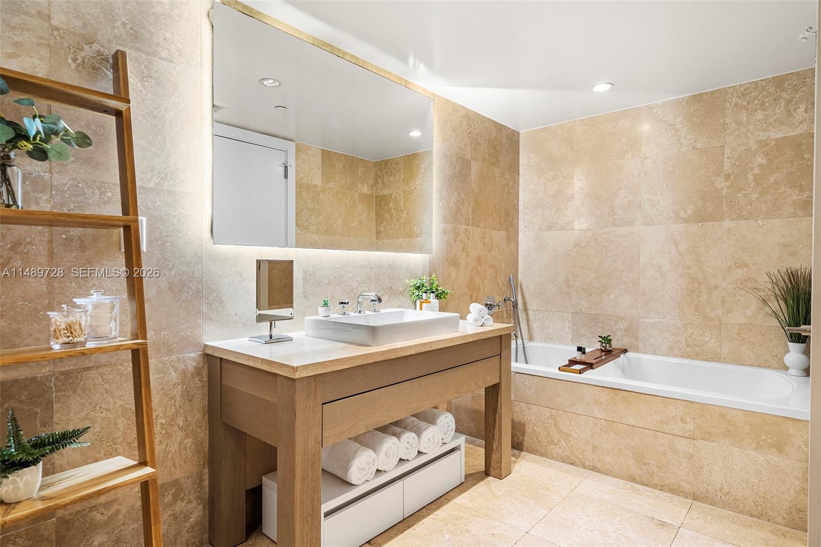 image 1 Hotel & Homes South Beach29