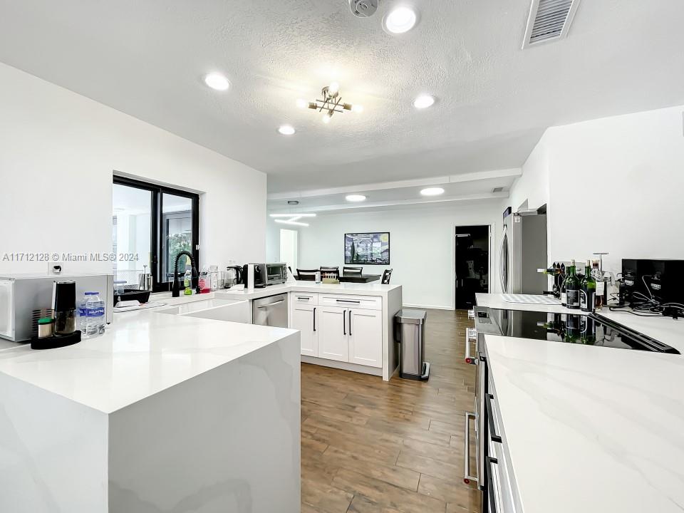 3351 NE 164th St North Miami Beach, FL 33160