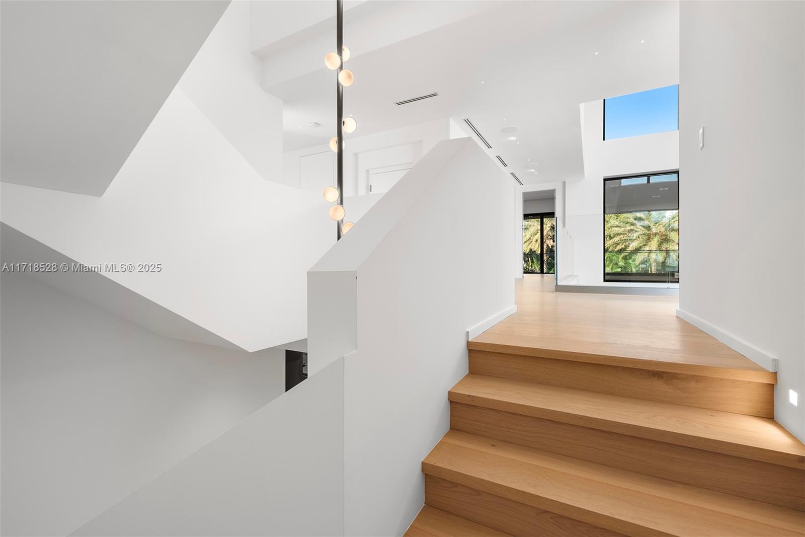 128 Ocean Blvd Golden Beach, FL 33160