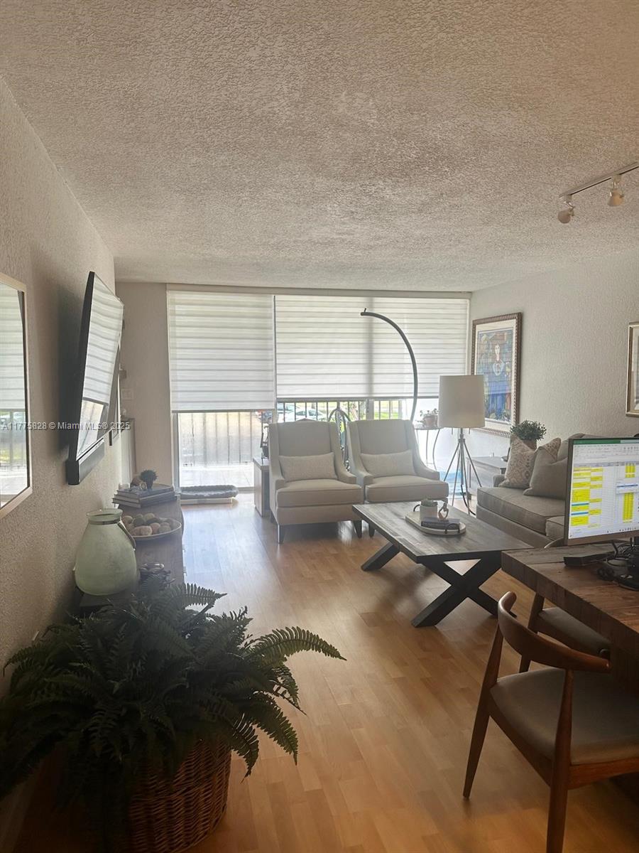 10825 SW 112th Ave #218,Miami, FL 33176