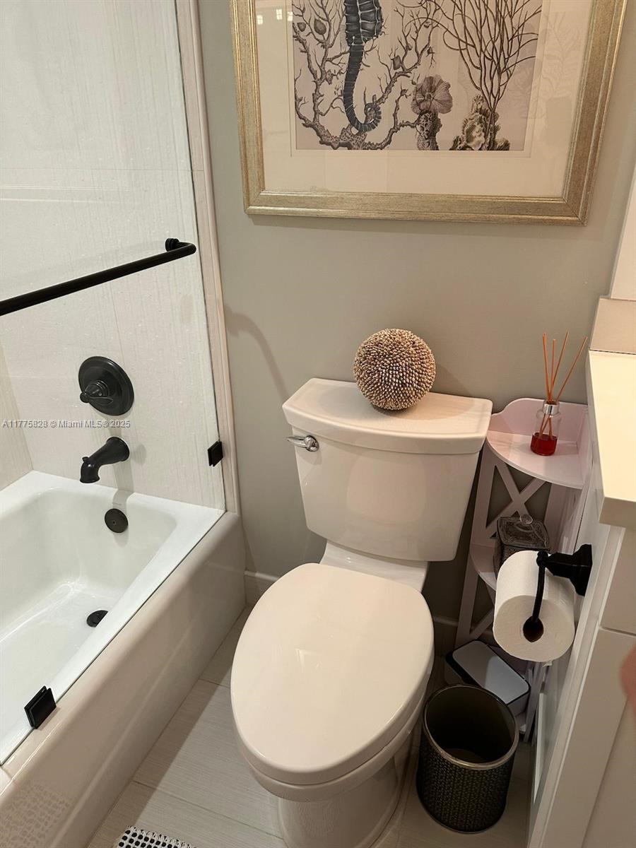 10825 SW 112th Ave #218,Miami, FL 33176