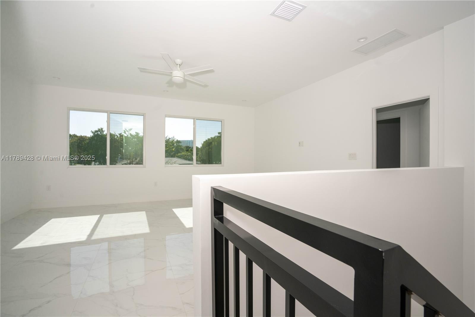 900 SW 24th Rd Miami, FL 33129