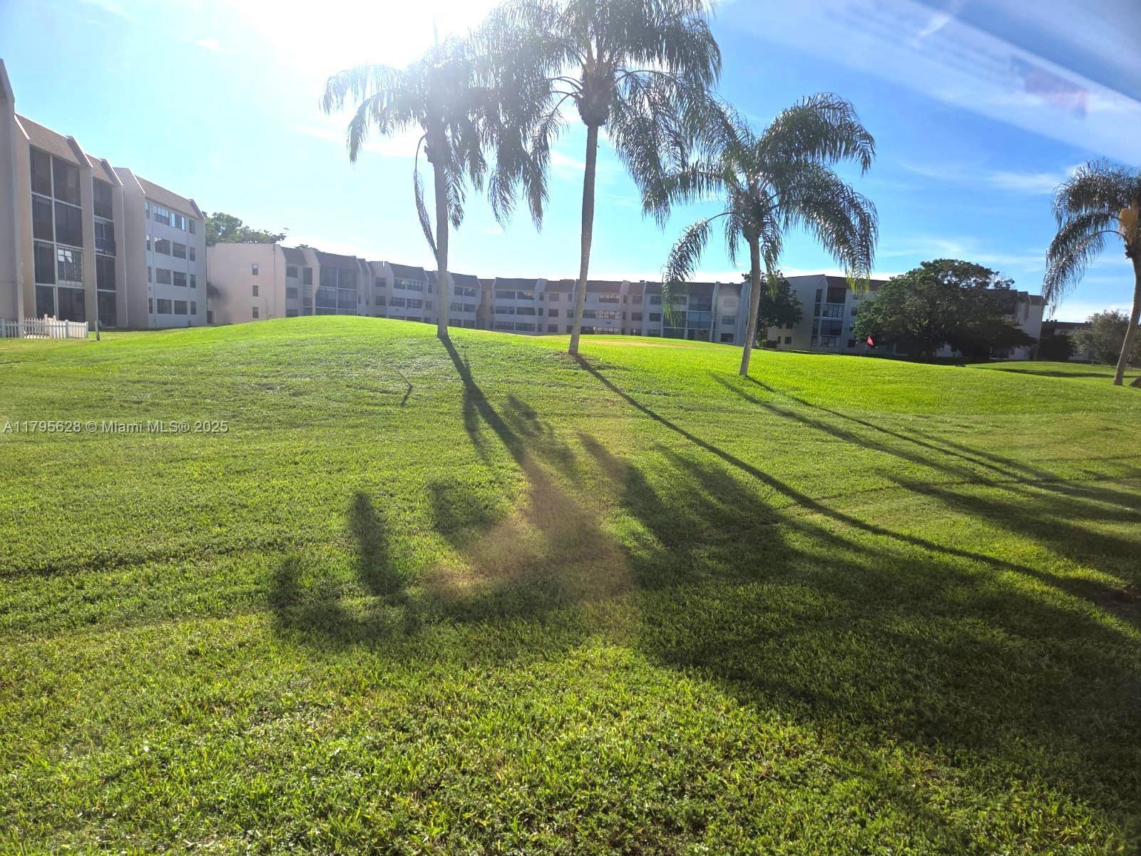 2901 N Nob Hl Rd #101,Sunrise, FL 33322